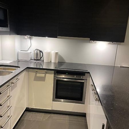 Imperial Wharf Chelsea Apartment Octavia House Londres Extérieur photo
